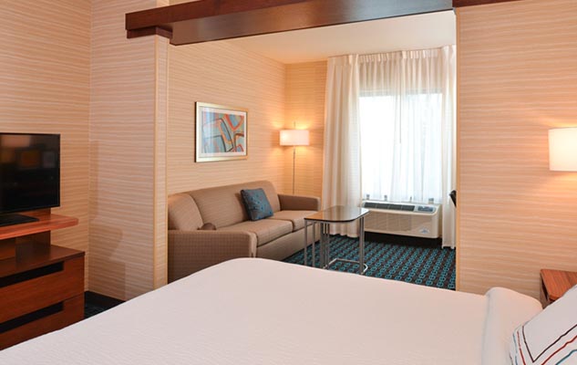 Santa Cruz hotel rooms and suites