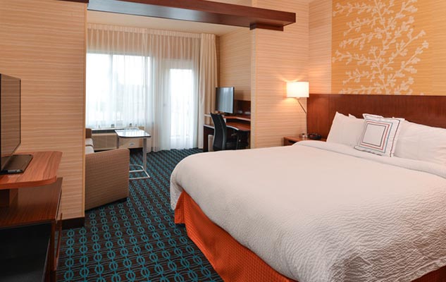 Santa Cruz California hotel rooms and suites