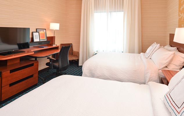 Santa Cruz California hotel rooms and suites